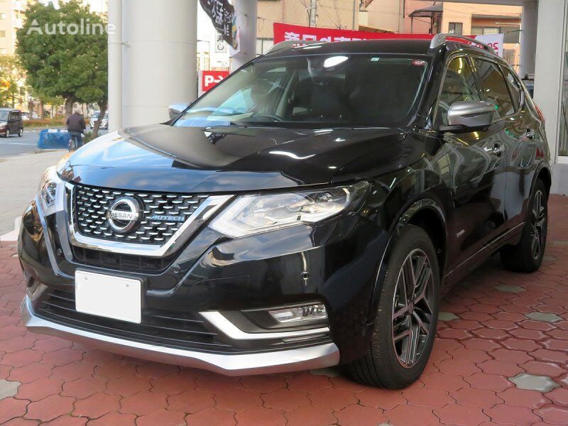 Nissan X-TRAIL crossover