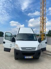 IVECO 3SC15V E E4 kombi minibuss