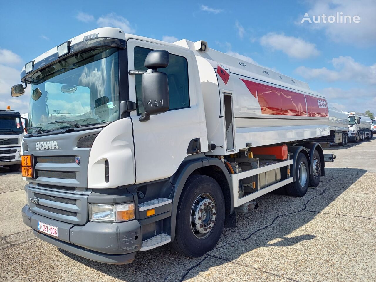 Scania P360 drivstoff transport tankbil