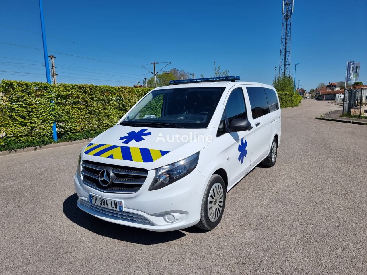 Mercedes-Benz VITO L1H1 136 CV - 200 000 km - 2021  ambulanse