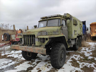 Ural 375 box truck militær lastebil