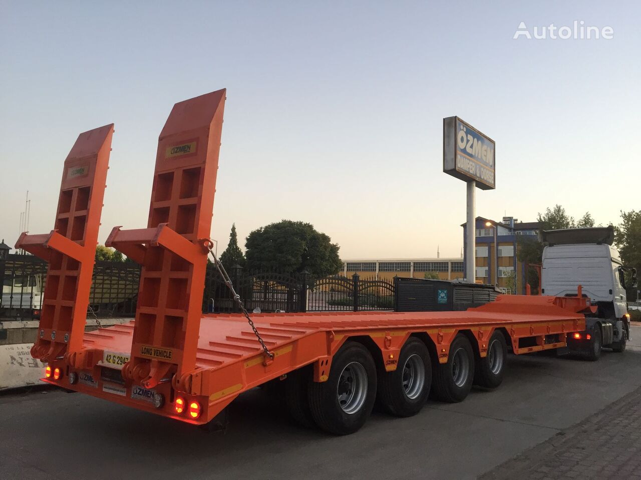 ny Özmen Damper 4 AXLE LOWBED SEMI TRAILER semitrailer lav